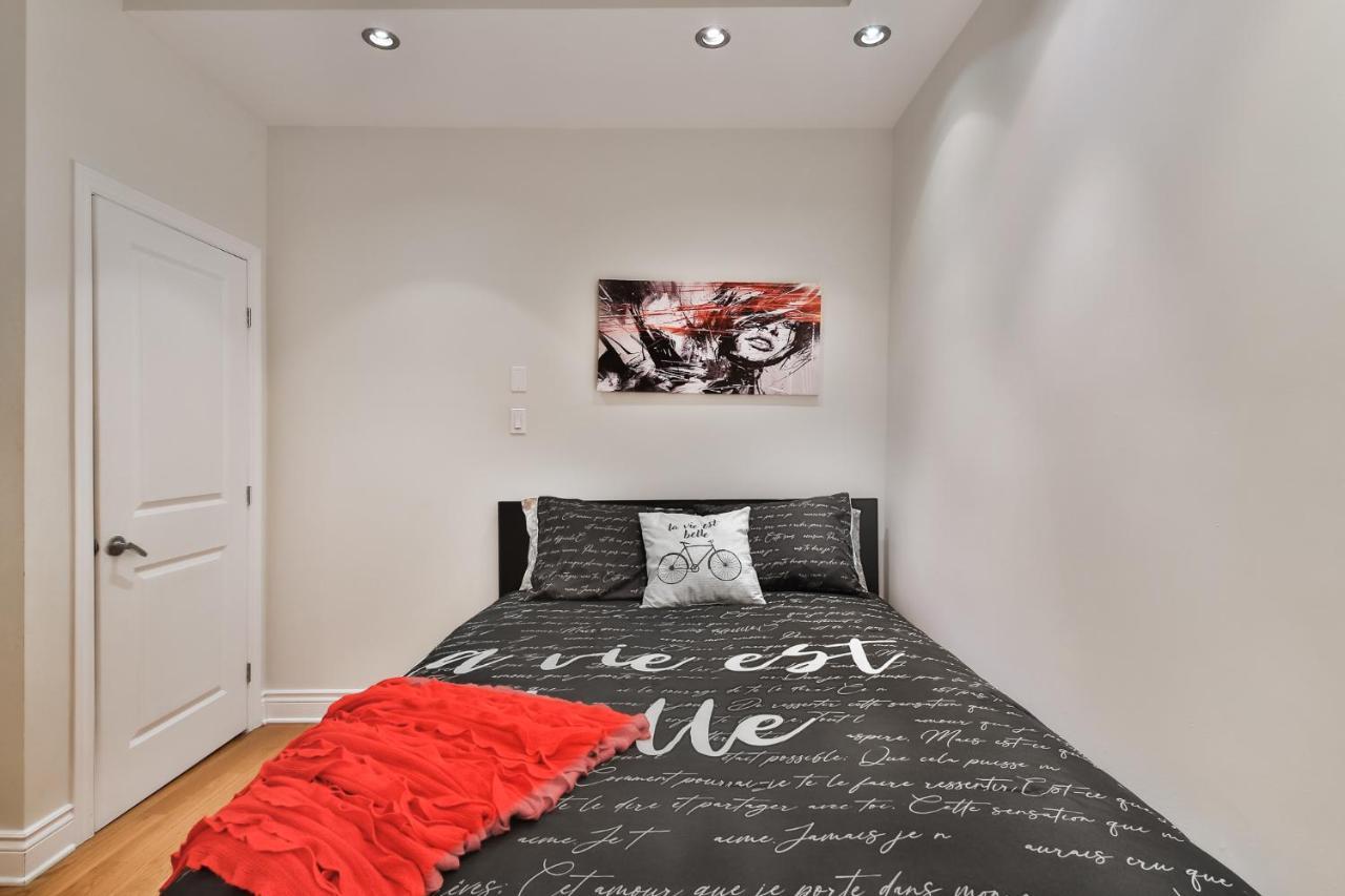 Stunning Condos On St Denis Montreal Exterior foto